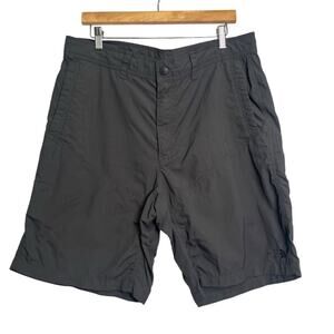 The North Face Outdoor Shorts Size 38 Black Gray 4 Pocket Hiking Camping Trails